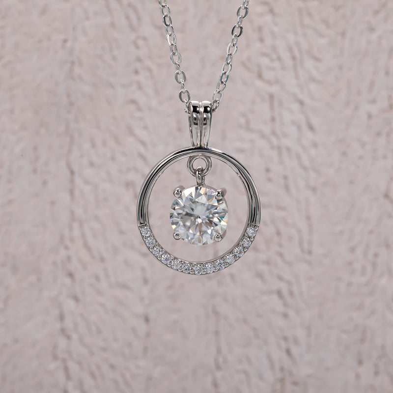 1.0CTTW D Color Moissanite Pendant Necklace 925 Sterling Silver Necklace