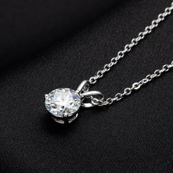 1.0CT VVS1 D Color Moissanite Necklaces 18K Gold Plated Three Claw Pendant Necklaces