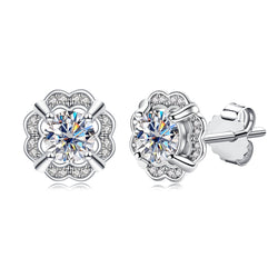 1.0CTTW D Color Moissanite 925 Sterling Silver Charm Flower Stud Earrings